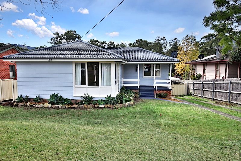 35 Leonard Street, Bomaderry, NSW Residential House Sold