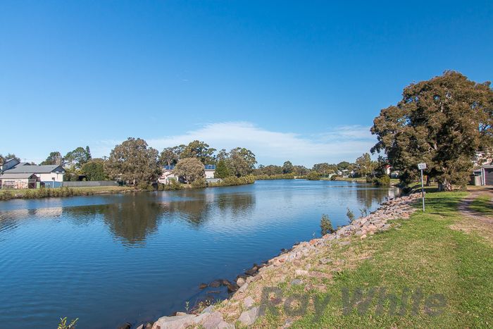 52 Throsby Street, Tighes Hill, NSW 2297