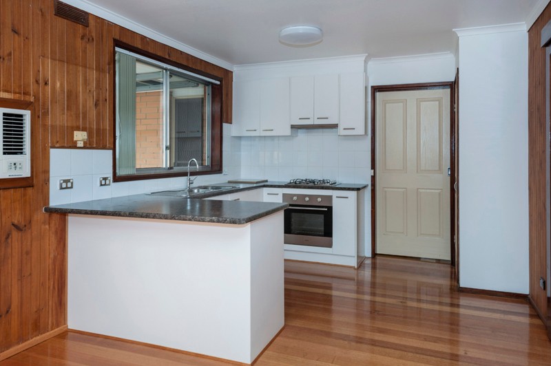 21 Beaumont Crescent, Lalor, VIC 3075