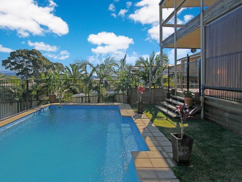 16 Ocean Road, Batehaven, NSW 2536