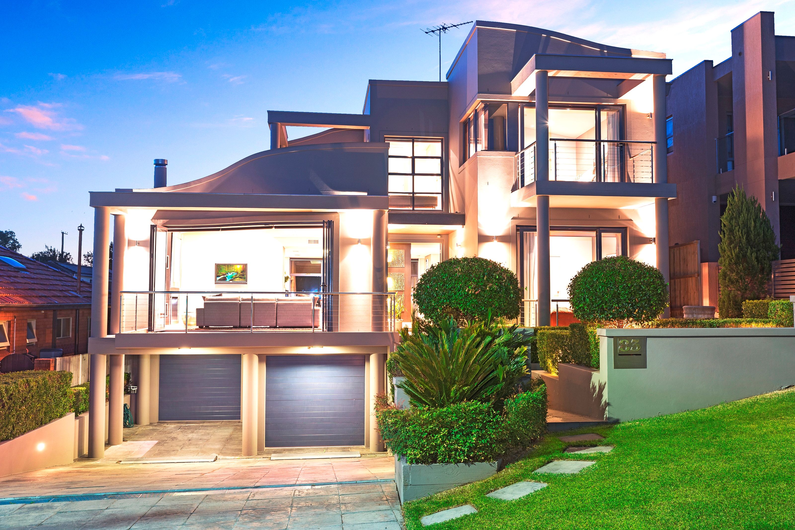 83 Delange Road