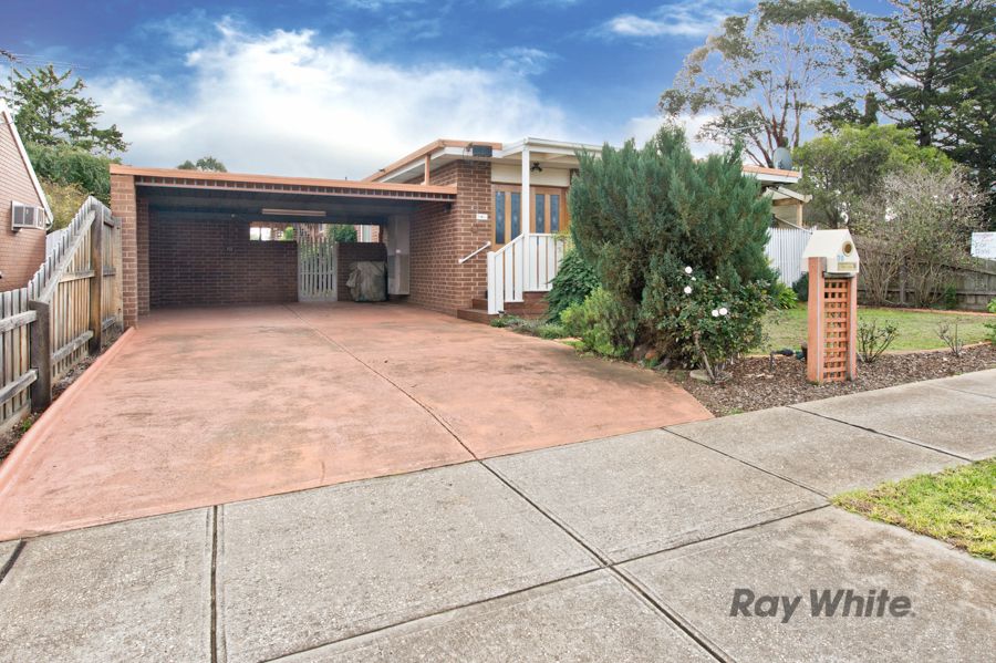 35 Tamar Drive, Melton South, VIC 3338