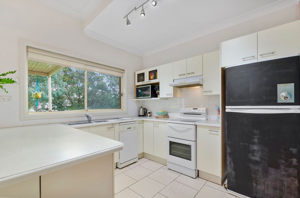 1/25 Tarrant Avenue, Kiama Downs, NSW 2533