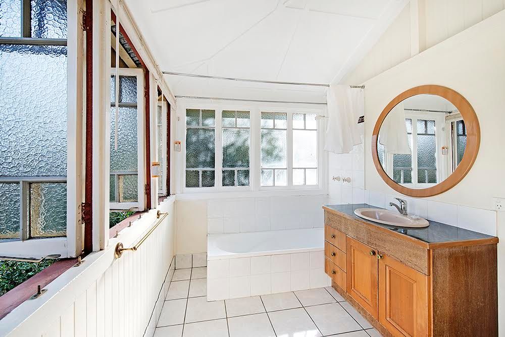 259 Riding Road, Balmoral, QLD 4171