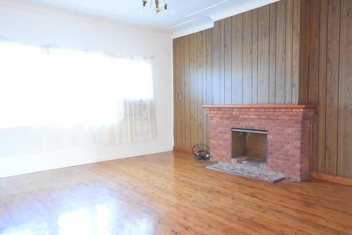 9 Blenman Avenue, Punchbowl, NSW 2196