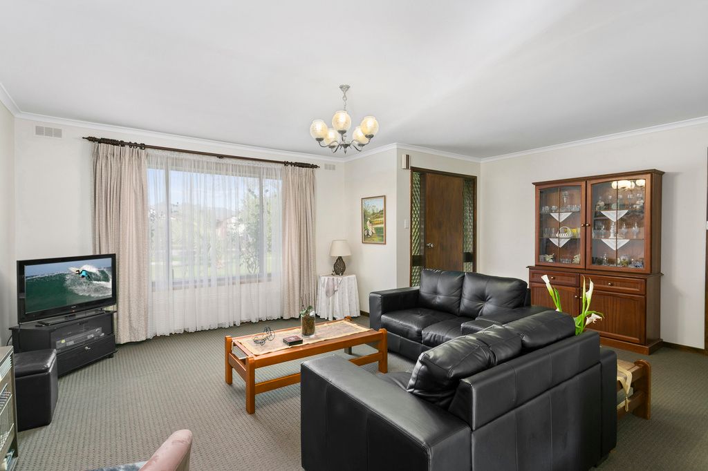 27 Knott Street, Safety Beach, VIC 3936