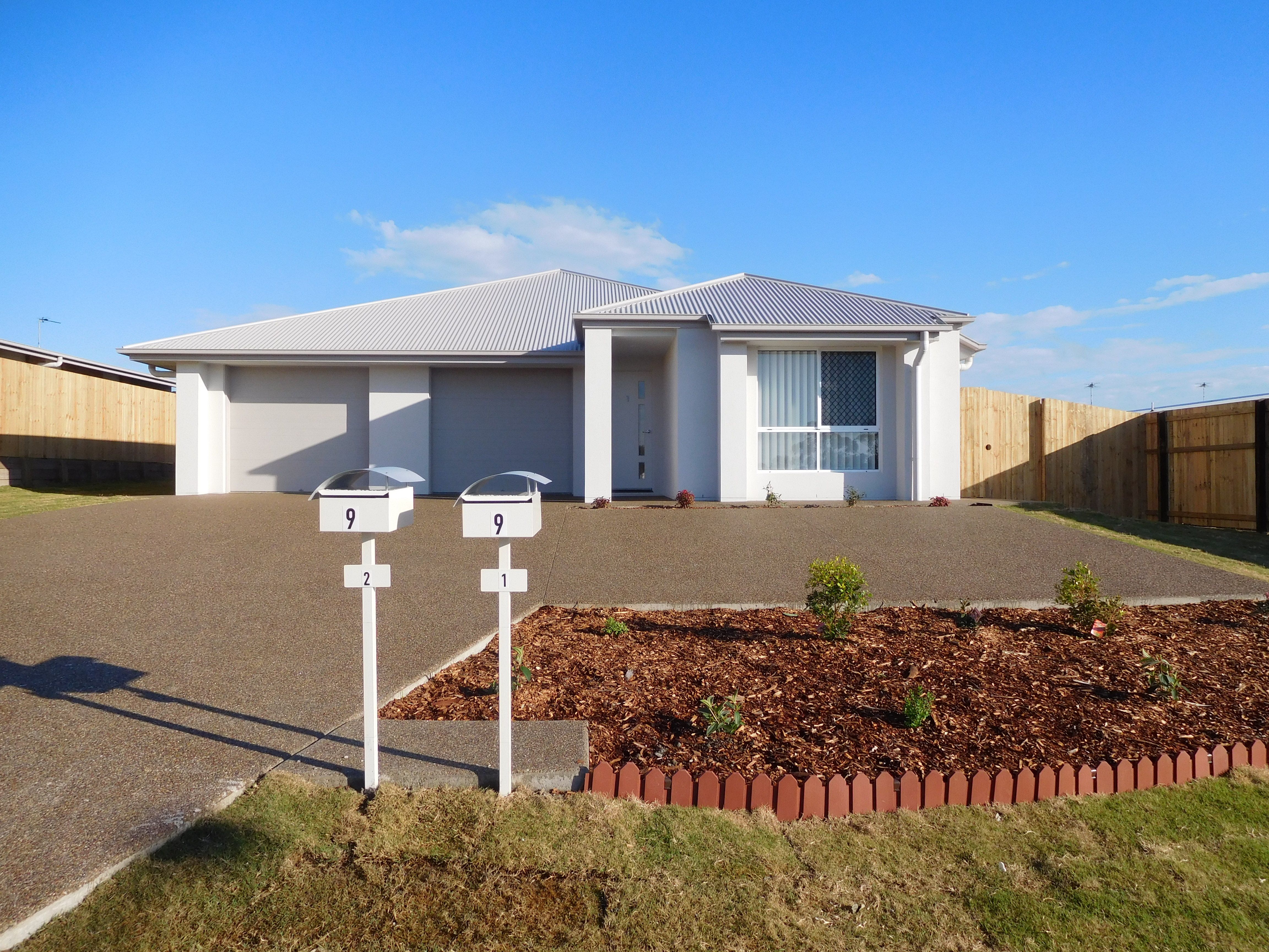 2/9 Lachlan Drive, Kawungan, QLD 4655
