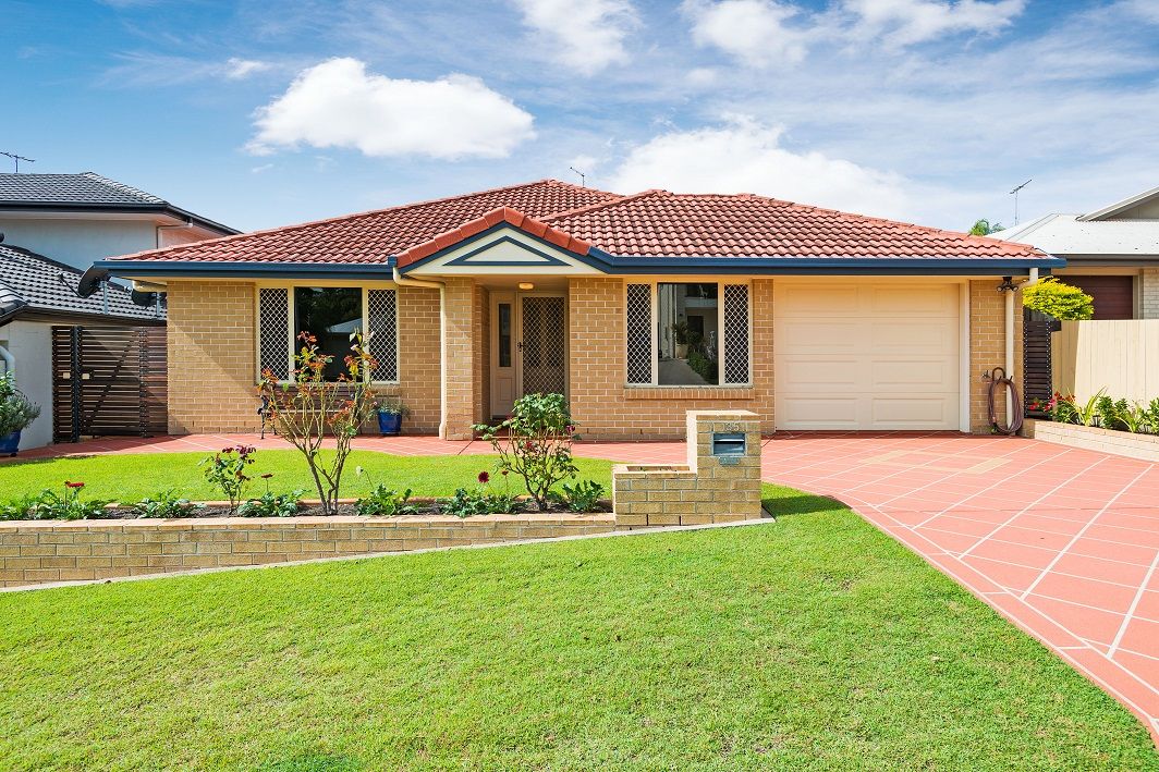 135 Morialta Street, Mansfield, QLD 4122