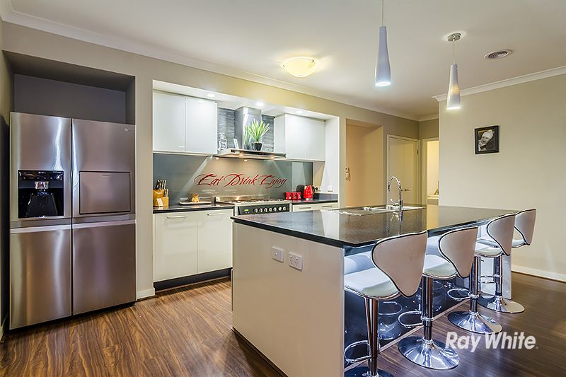 3 Gelderland Drive, Clyde North, VIC 3978