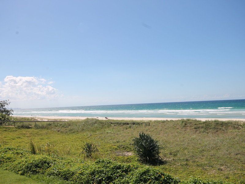 2/269 Golden Four Drive, Bilinga, QLD 4225