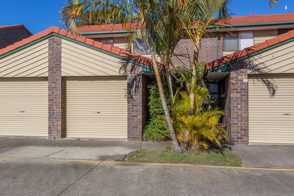 5 Galeen Drive, Burleigh Waters QLD 4220