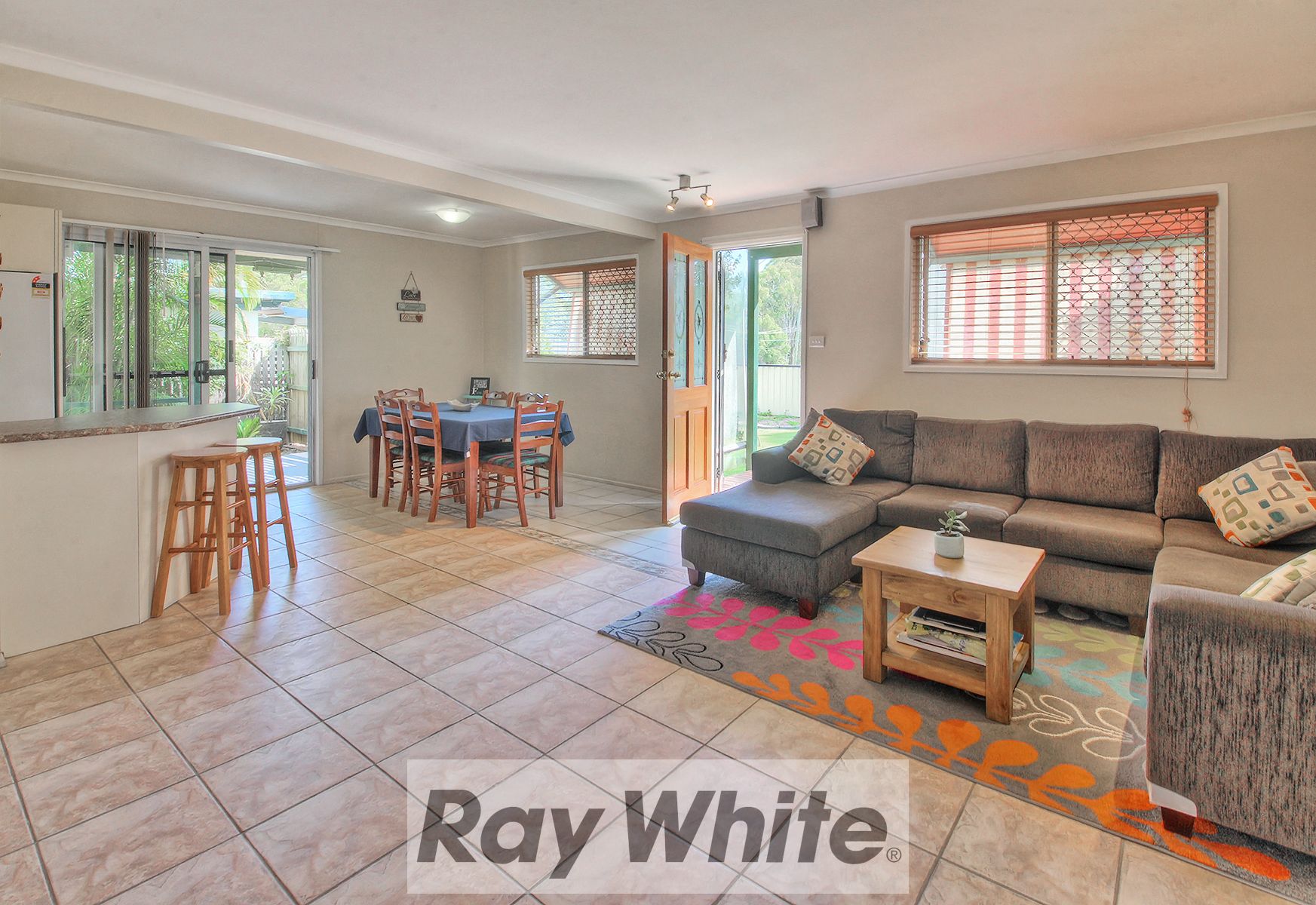 31 Coral Street, Loganlea, QLD 4131