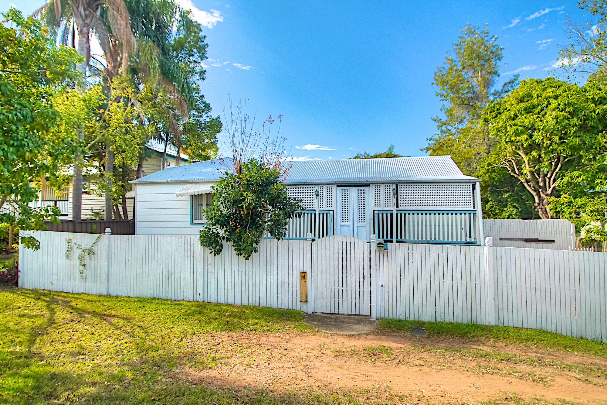 4 Carr Street, Ipswich, QLD 4305
