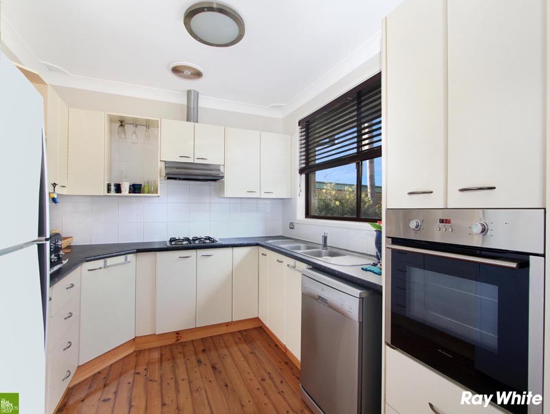 6 Beveridge Street, Albion Park, NSW 2527