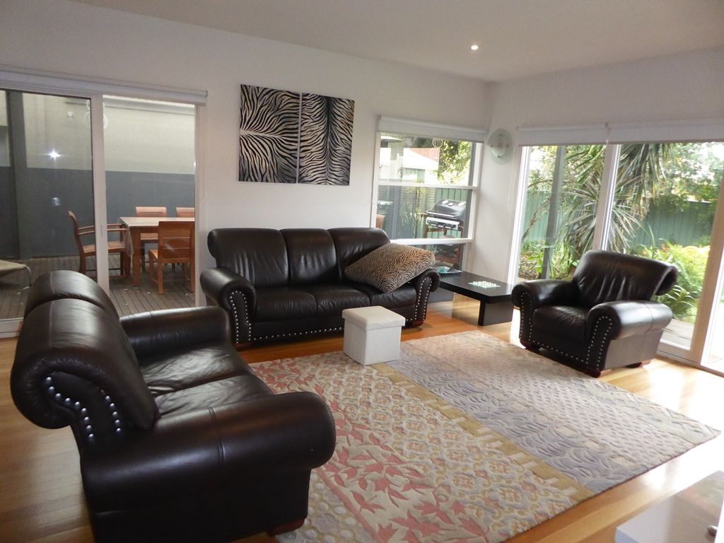 10 Sheaoak Drive, Mawson Lakes, SA 5095