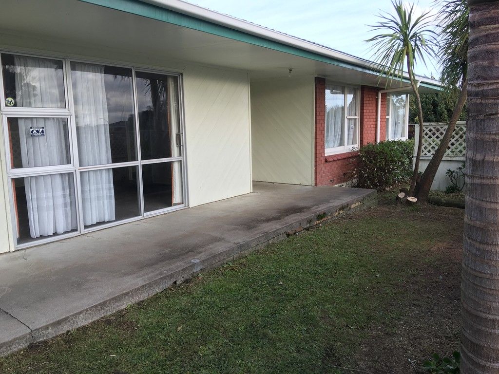 24 Priestley Drive Bucklands Beach, Bucklands Beach, Manukau City