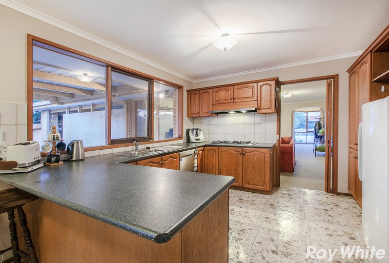 6 Zinnea Court, Mill Park, VIC 3082