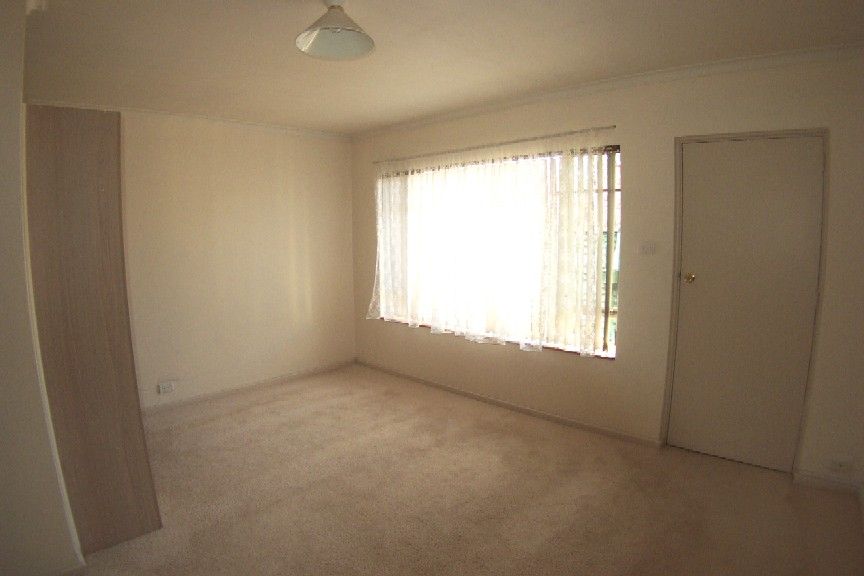 3/17 Moore Street, Queanbeyan, NSW 2620