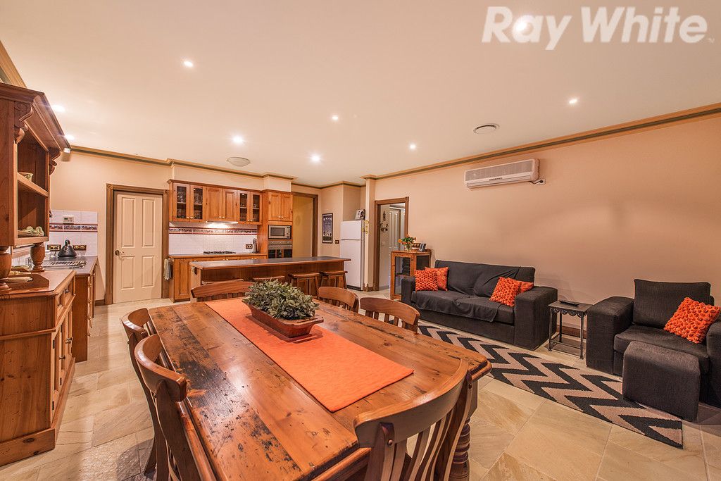 11 Forest Oak Drive, Upper Ferntree Gully, VIC 3156