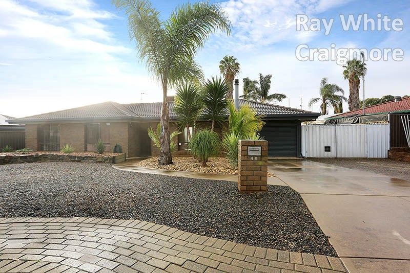 40 Gooronga Drive, Craigmore, SA 5114