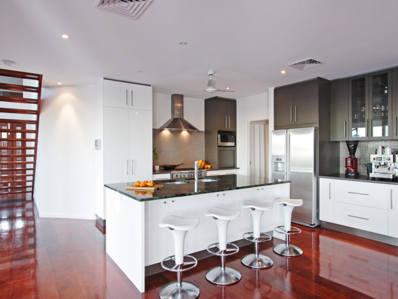 10 Village Place, Buderim, QLD 4556