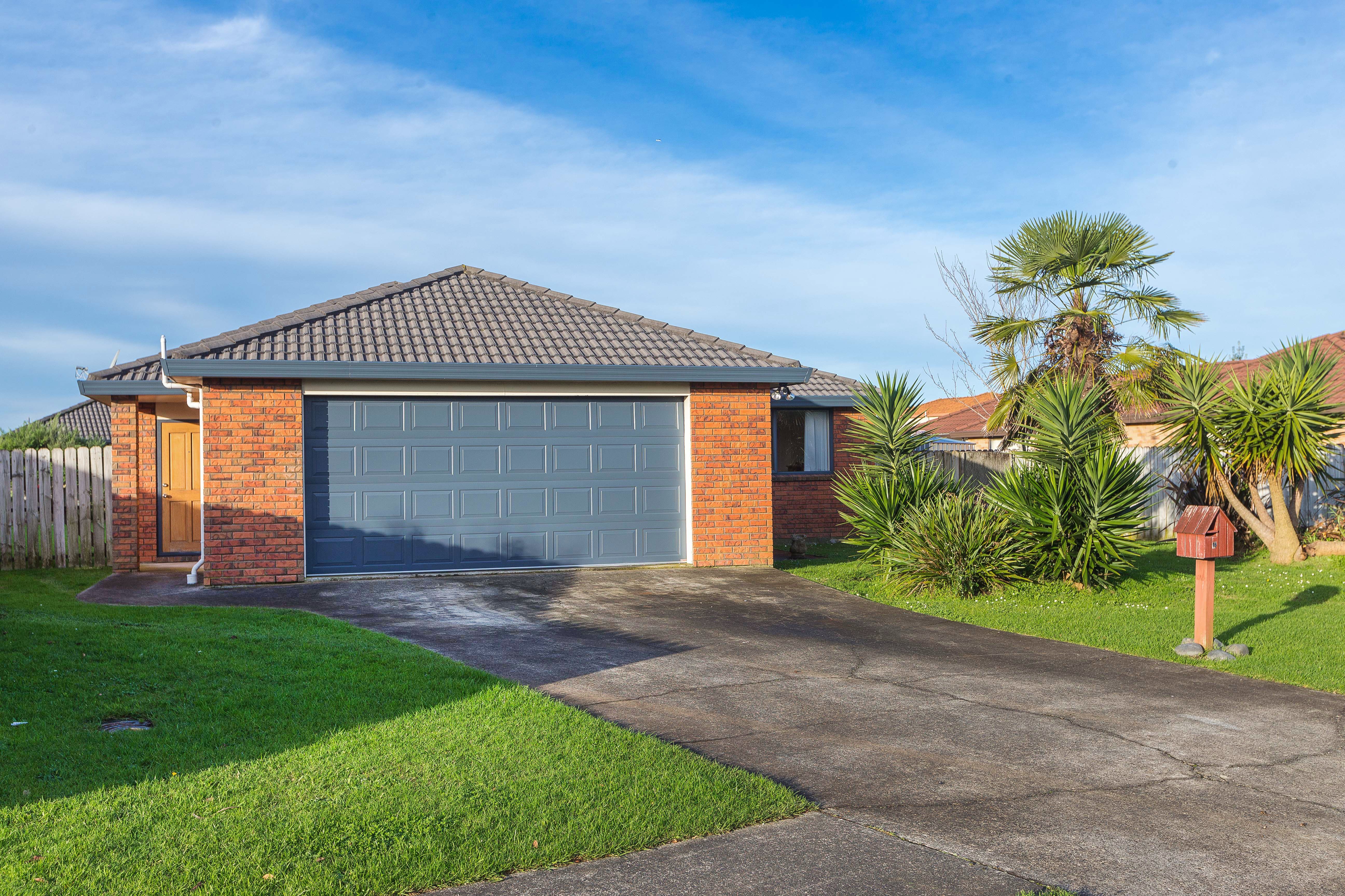 16 Morewa Place, Longford Park, Auckland