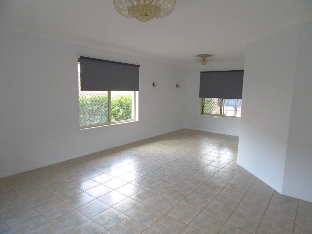 20 Toomba Place, Forest Lake, QLD 4078