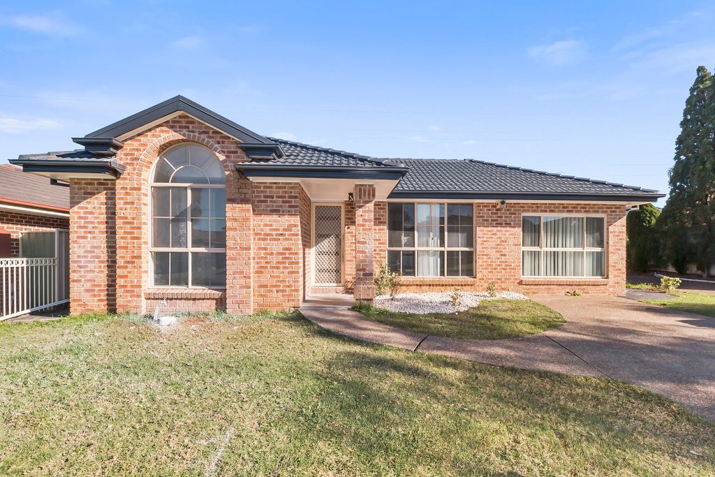 16 Sanderling Street