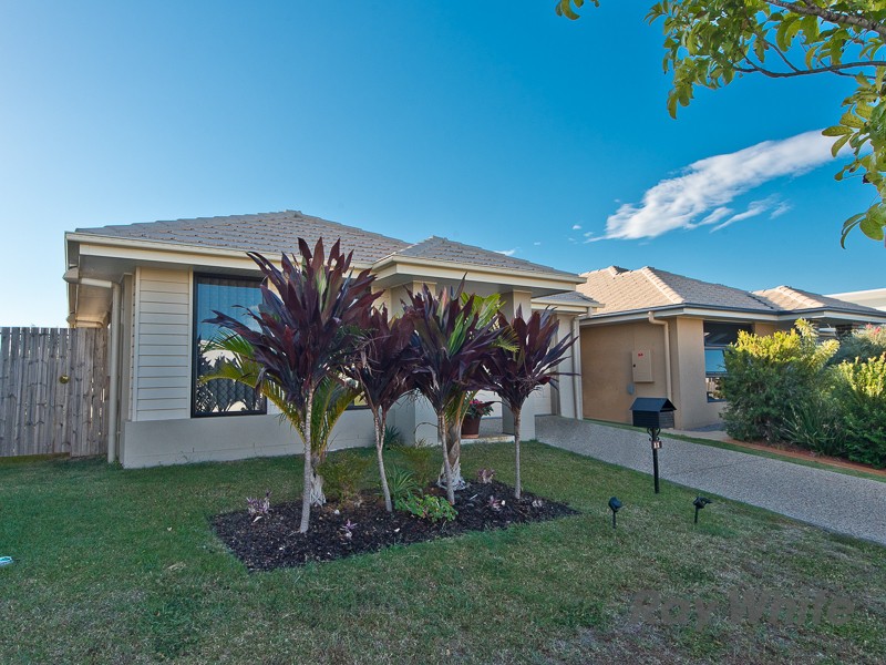 11 Portmarnock Street, North Lakes, QLD 4509