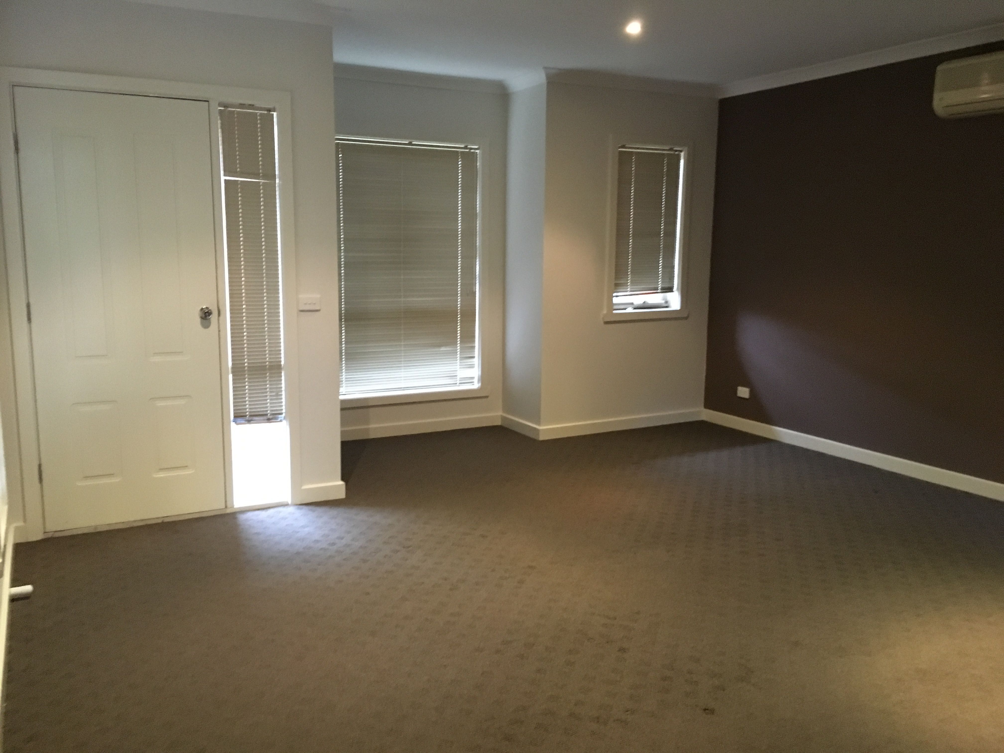 2/309 McDonalds Road, Epping, VIC 3076