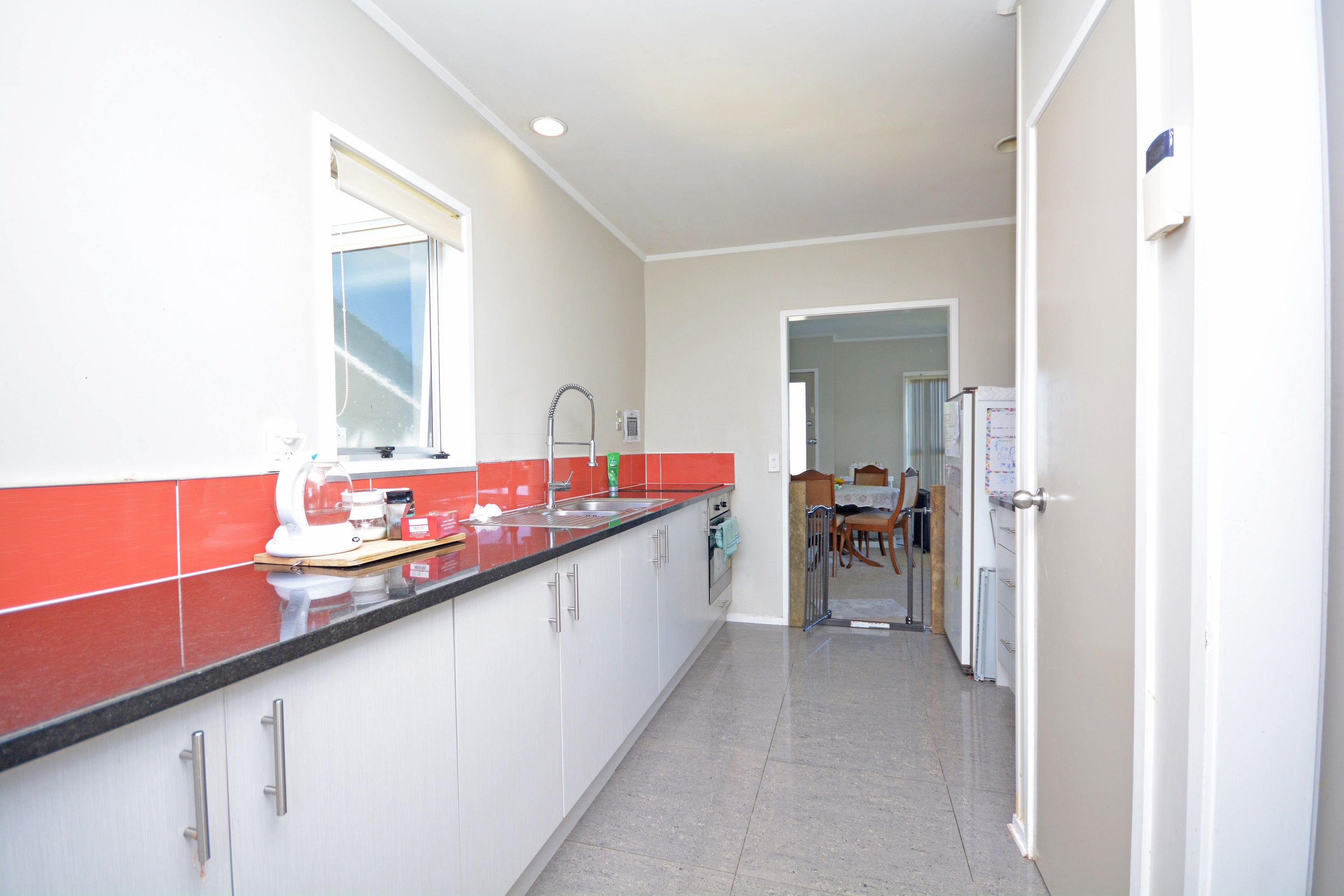 2 Sunlands Drive, Manurewa, Manukau City