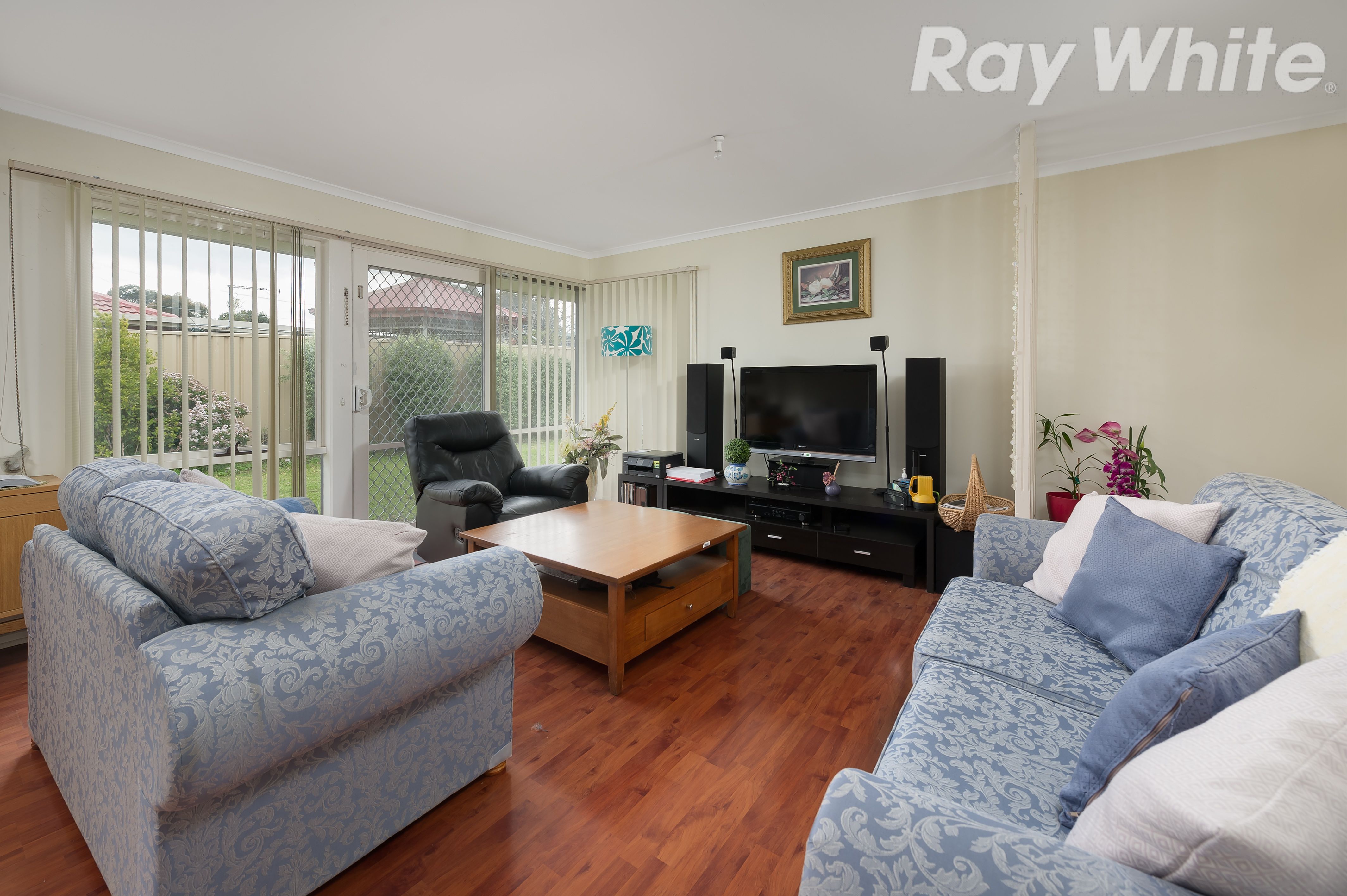 4 Linton Way, Meadow Heights, VIC 3048