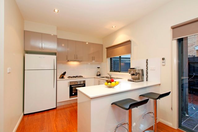 1/5 Acheron Avenue, Reservoir, VIC 3073