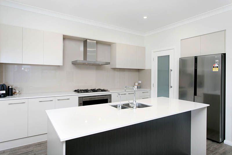 16 Wholahan Avenue, Horsley, NSW 2530