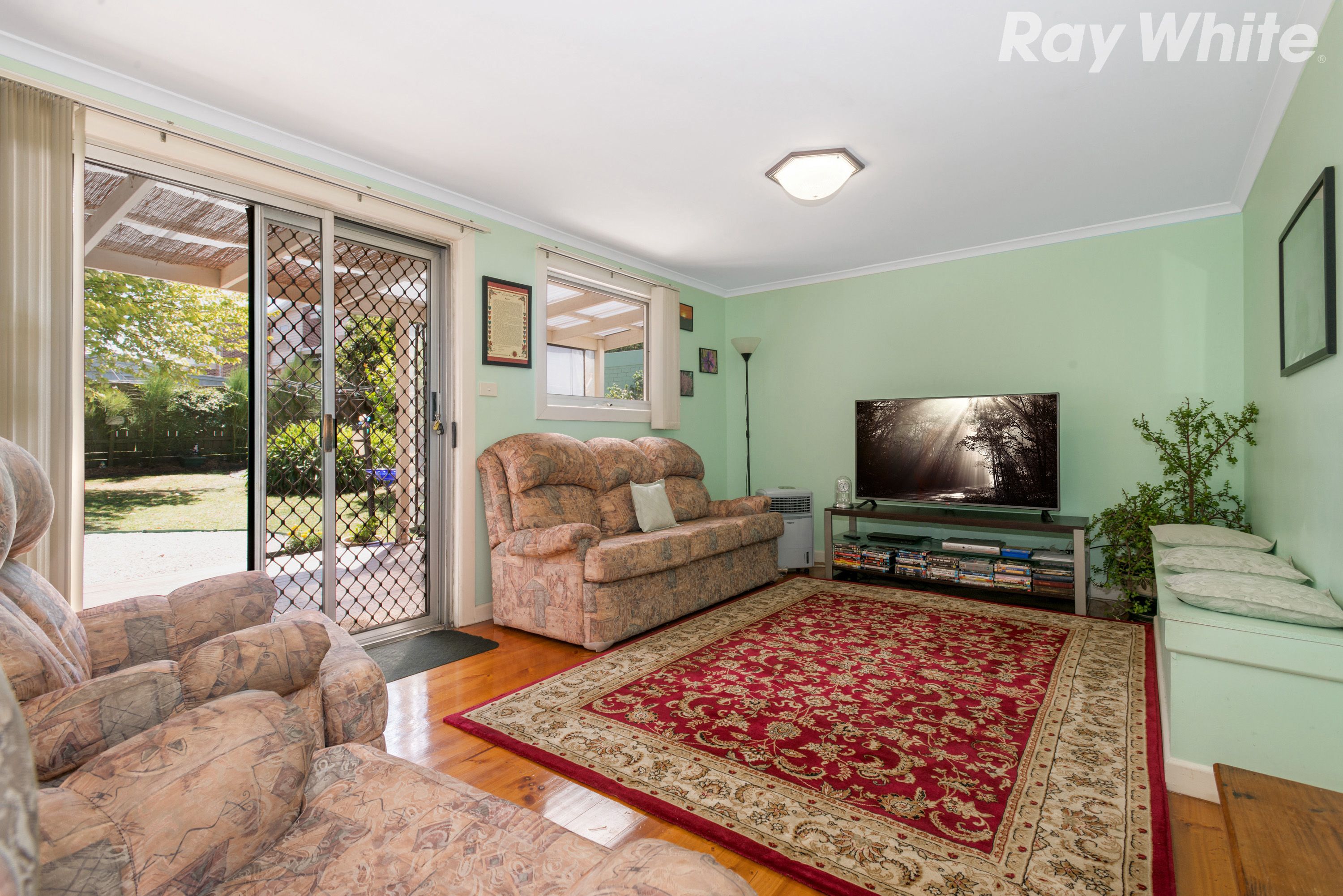 34 Silverton Drive, Ferntree Gully, VIC 3156