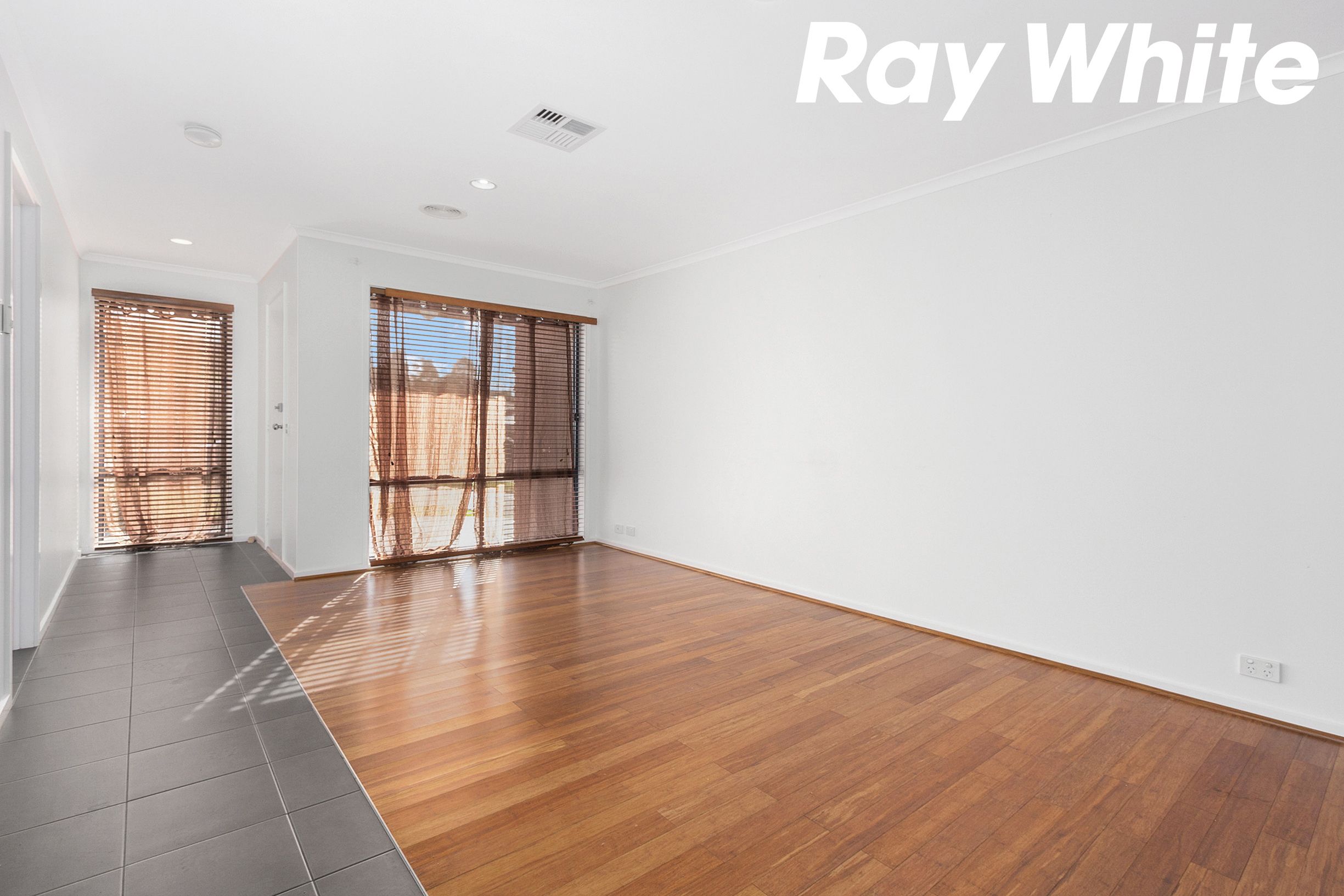 4 Natanya Drive, Pakenham, VIC 3810