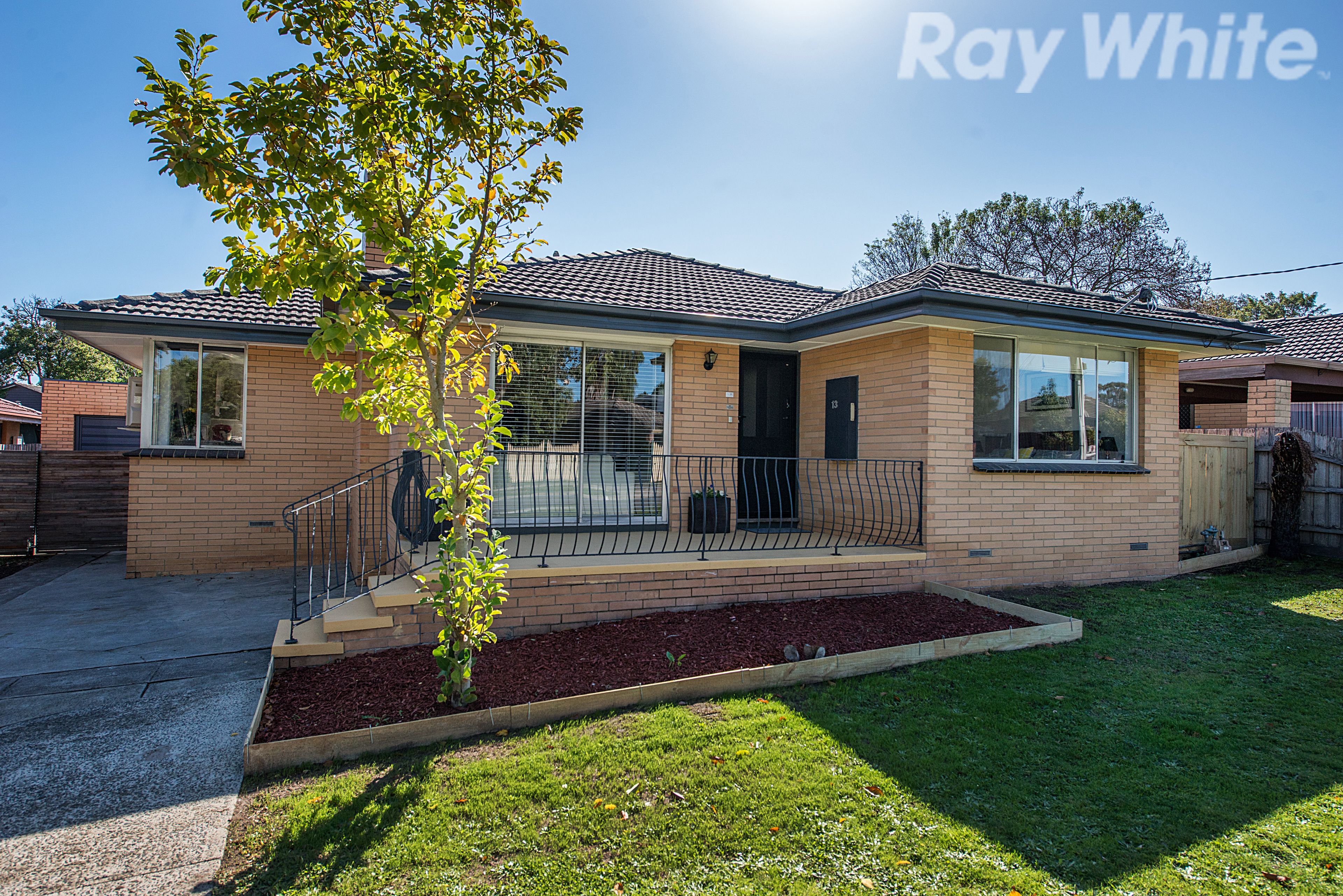 13 Frudal Crescent, Knoxfield, VIC 3180