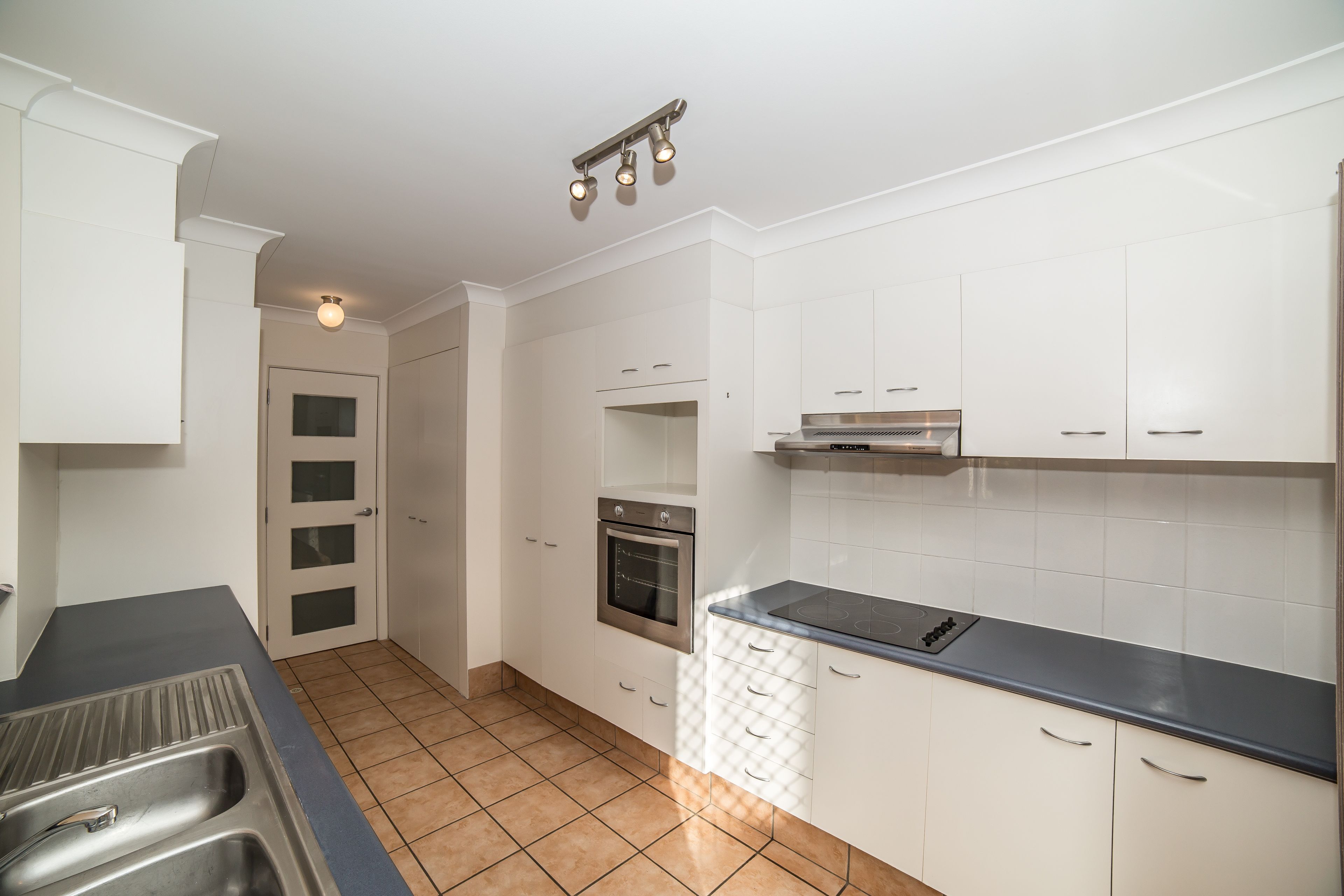 1/202 Queen Street, Southport, QLD 4215
