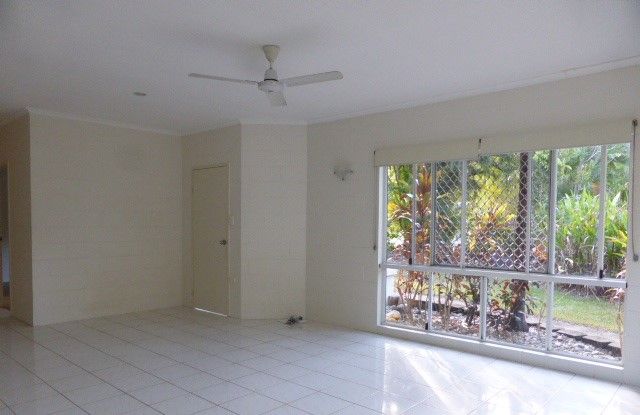 2 Bligh Close, Clifton Beach, QLD 4879