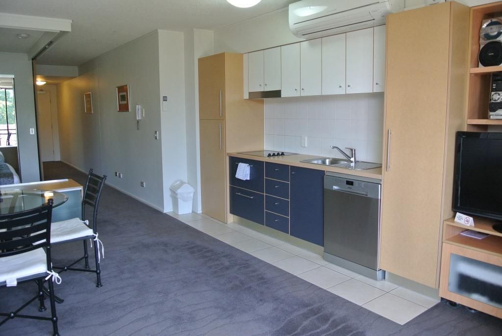 63/15 Goodwin Street, Kangaroo Point, QLD 4169