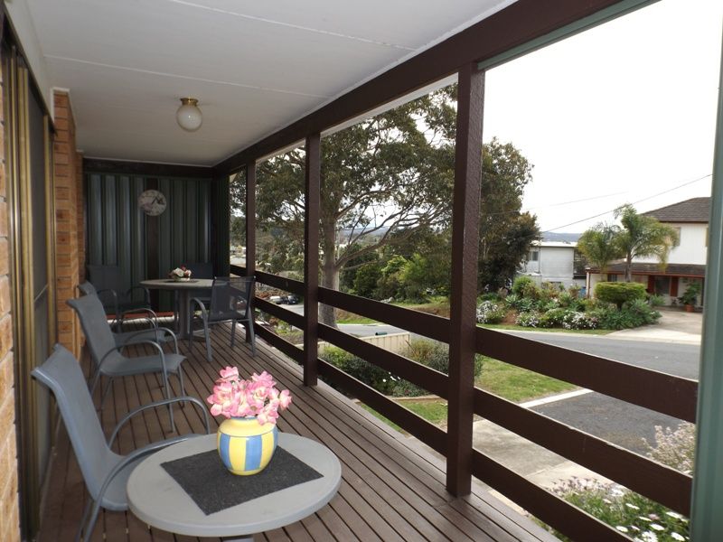 4 Joseph Street, Batehaven, NSW 2536