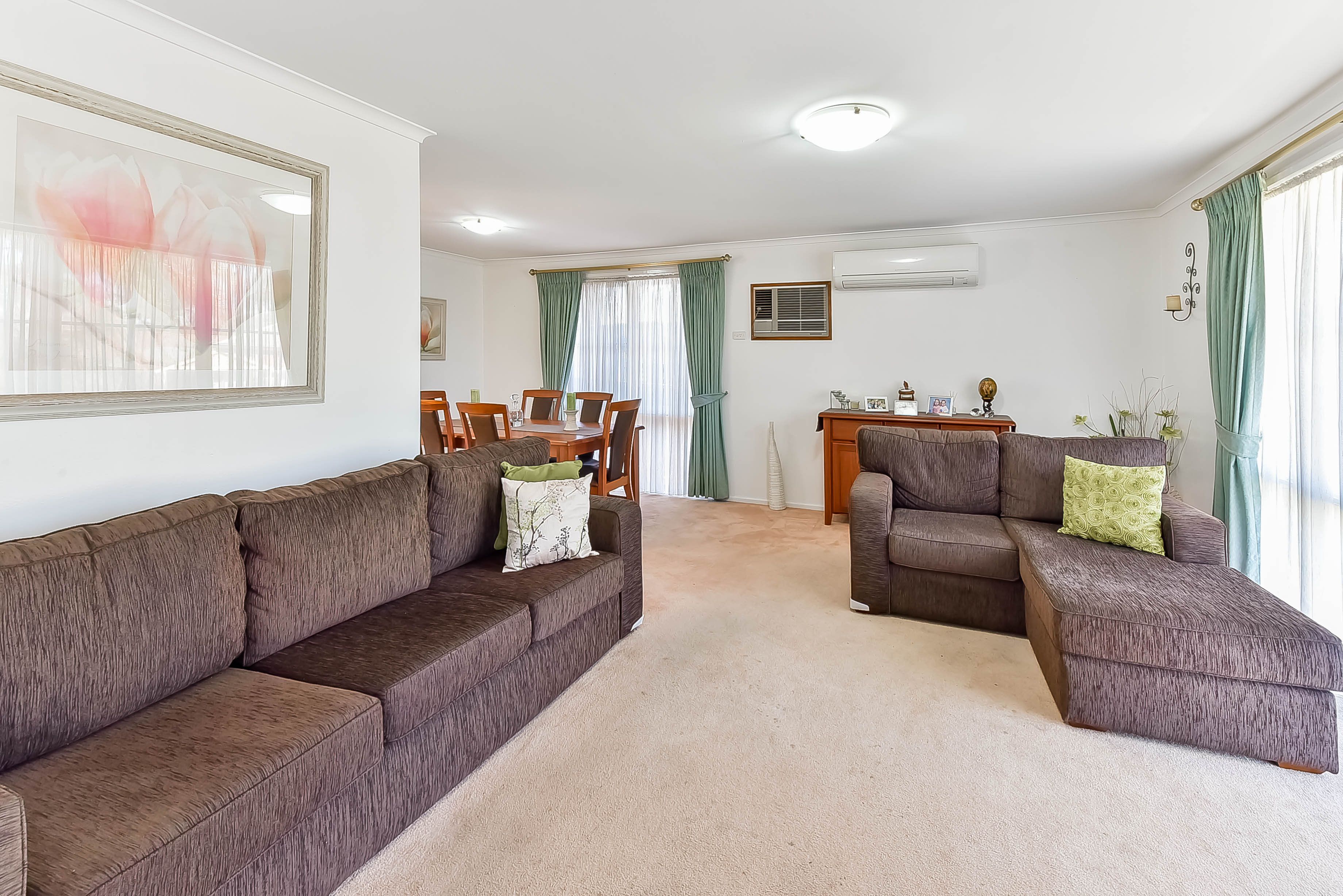 12 Owen Stanley Road, Glenfield, NSW 2167