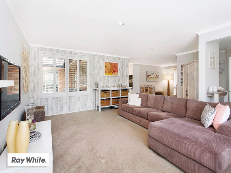 32 Coolawin Crescent, Shellharbour, NSW 2529