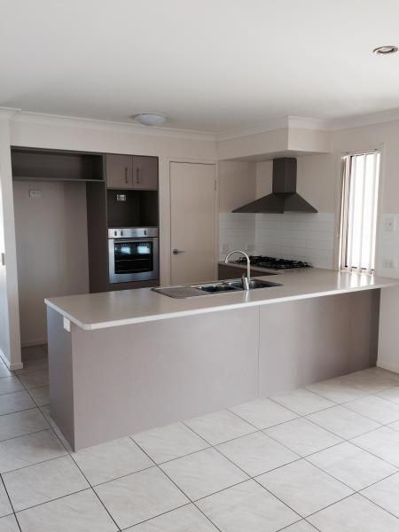 9 Schukow Court, Warner, QLD 4500