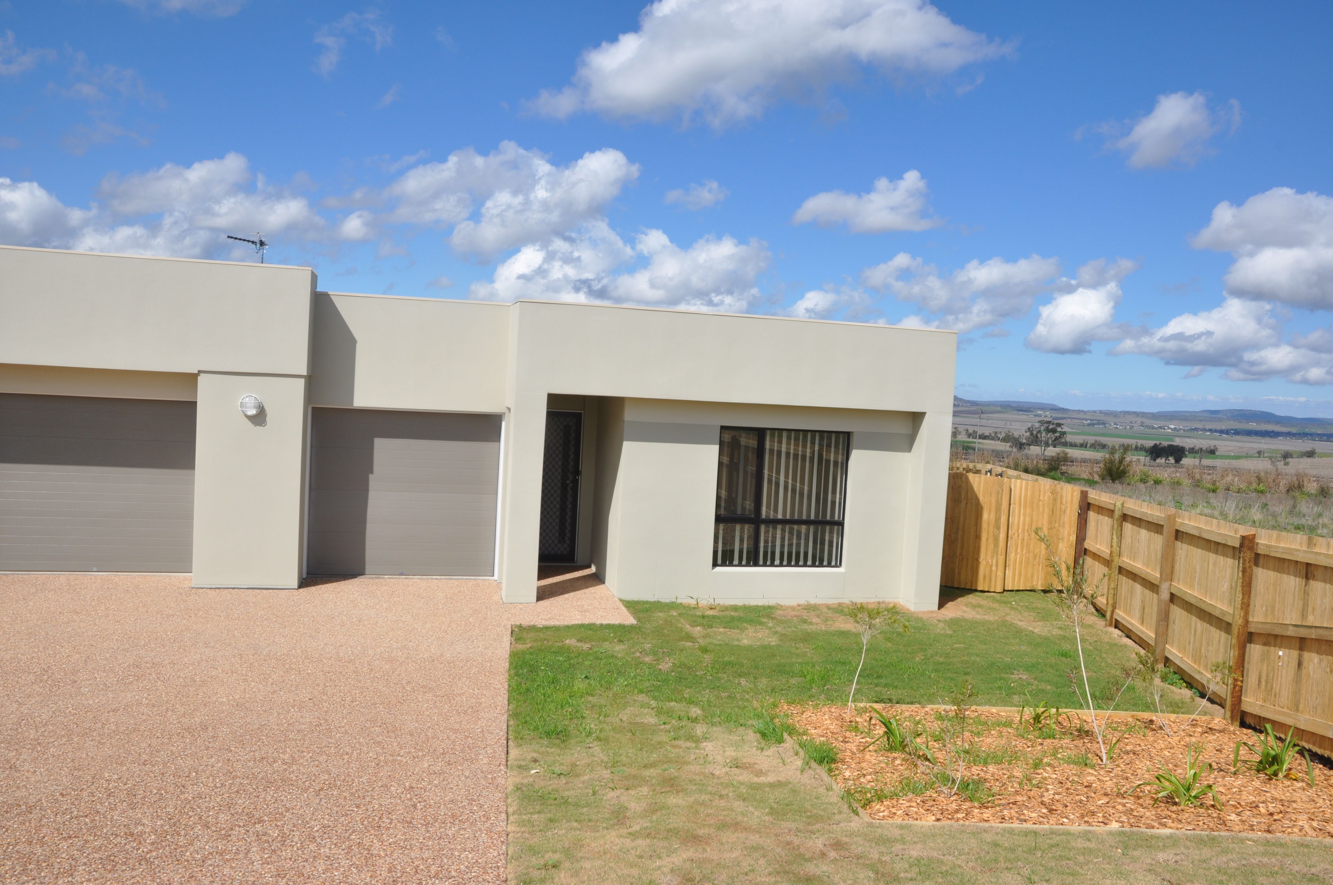 2/38 Mia Street, Wyreema, QLD 4352
