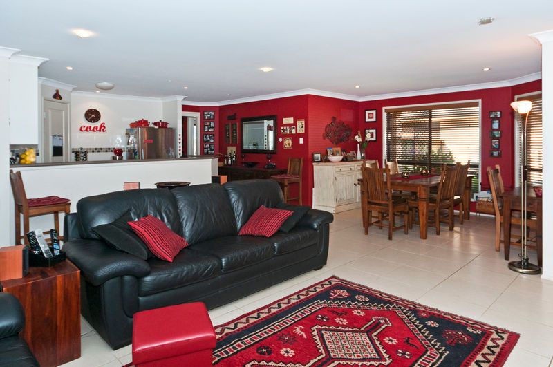 2/3 Nabiac Close, Kearneys Spring, QLD 4350