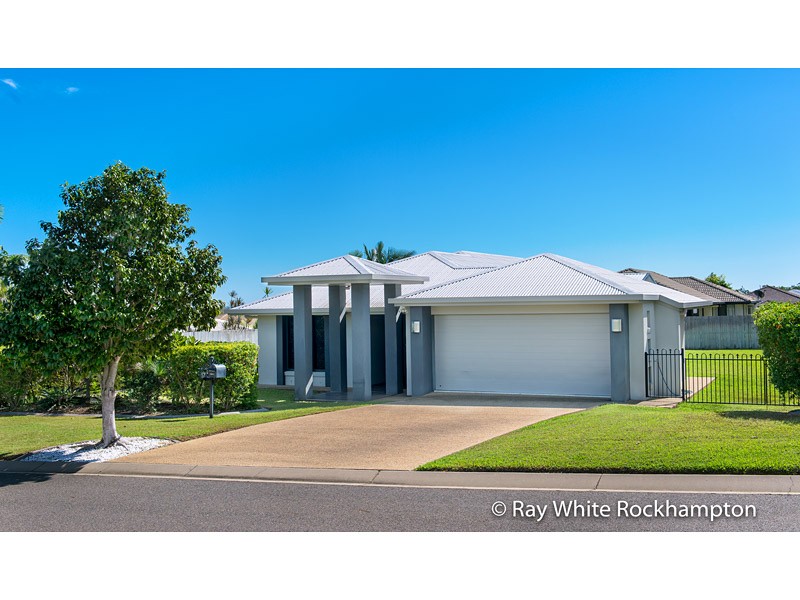 17 Reddy Drive, Norman Gardens, QLD 4701
