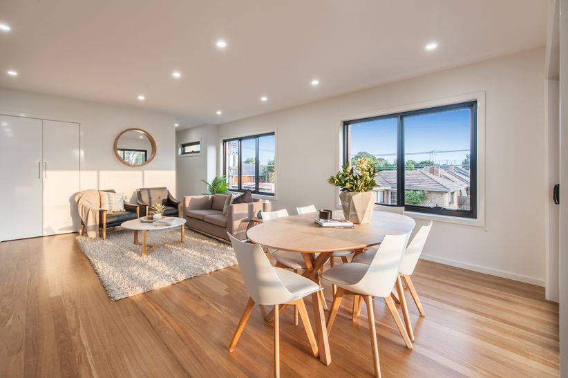 1/98 Liston Avenue, Reservoir, VIC 3073