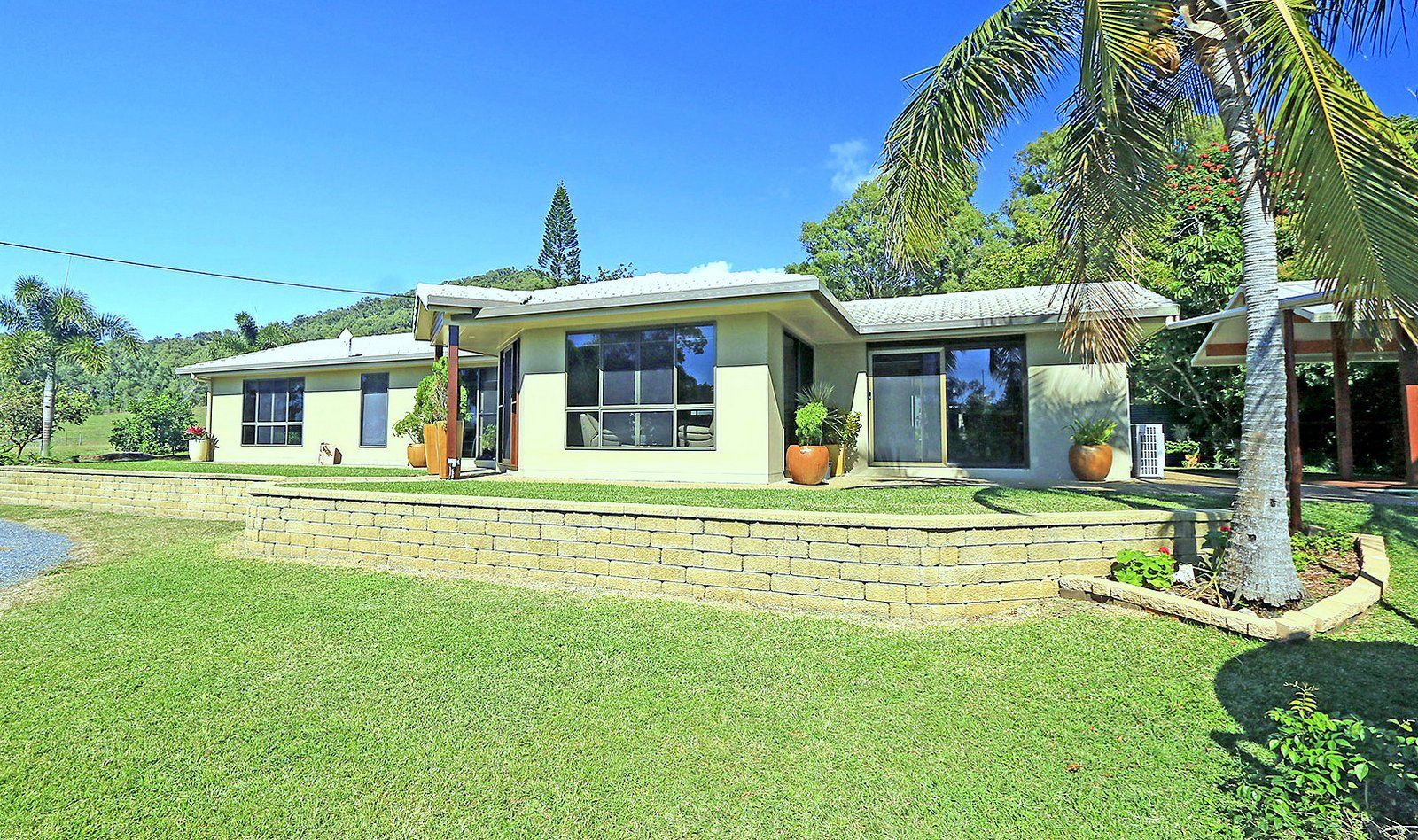 95 Howes Road, Farnborough, QLD 4703