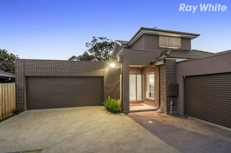 11 Graham Road, Knoxfield VIC 3180